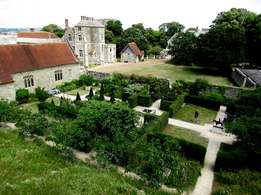 View of Carisbrooke Castle gardens looking east from the o… Flickr