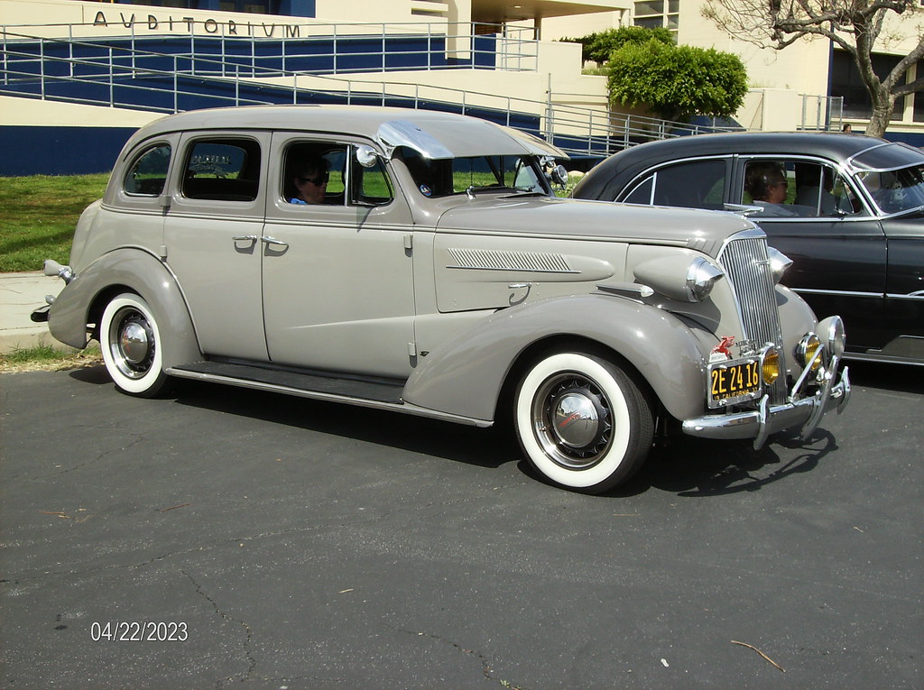 Montebello H.S. car show fundraiser. 1937 Chevy Master Del… Flickr