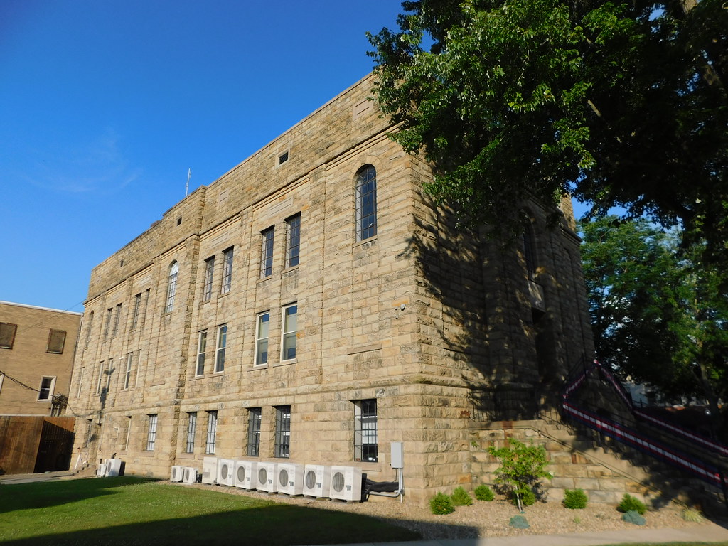 Greenup County Courthouse Greenup, Kentucky Constructed in… Flickr