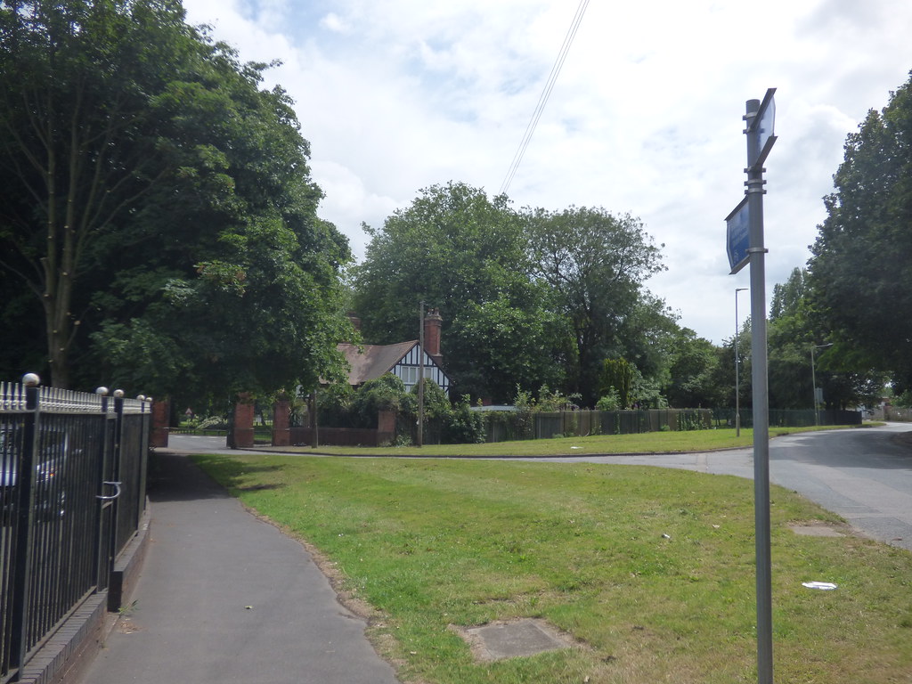 Gate House from Hickman Avenue East Park, Wolverhampton Flickr