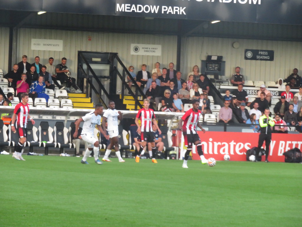 PSF Boreham Wood 🆚 Brentford James Glassup Flickr