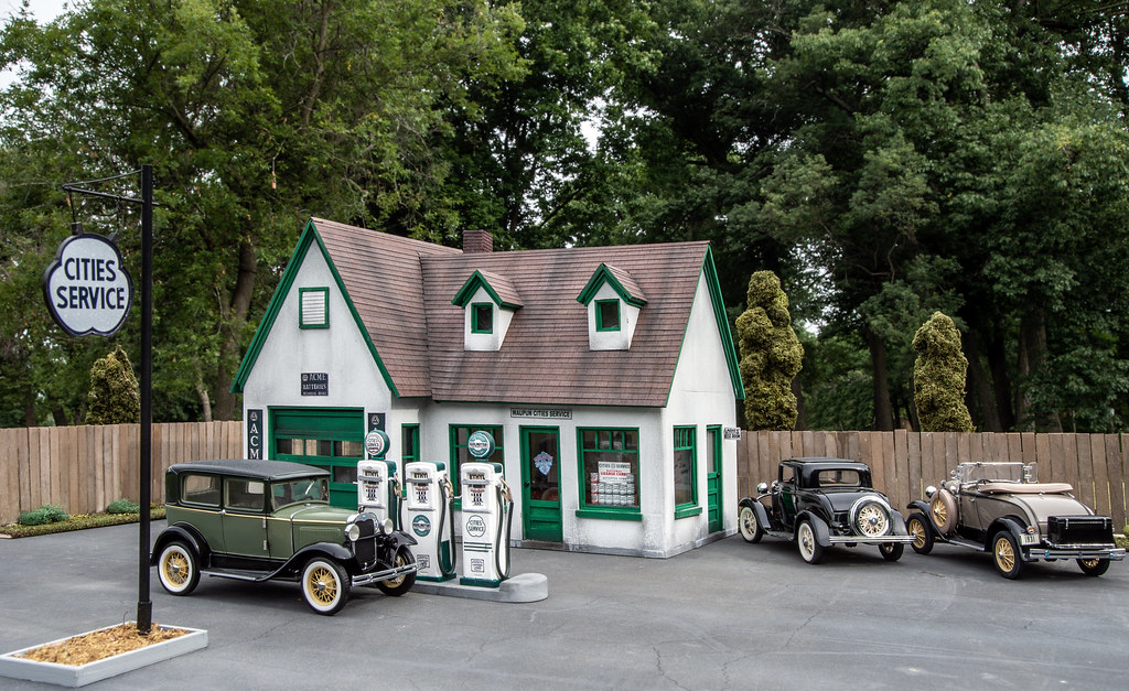 Waupun Cities Gas A recreation of a local gas station whic… Flickr