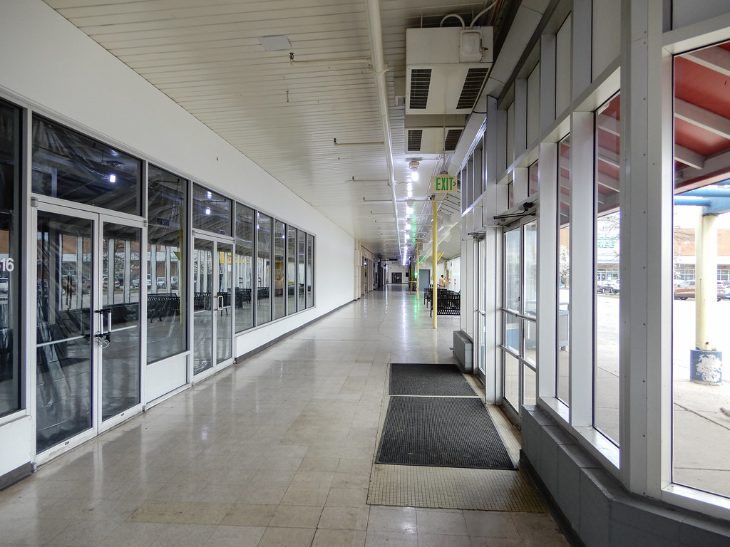 Mall View "The Village" Gary, IN Village Shopping Center… Flickr