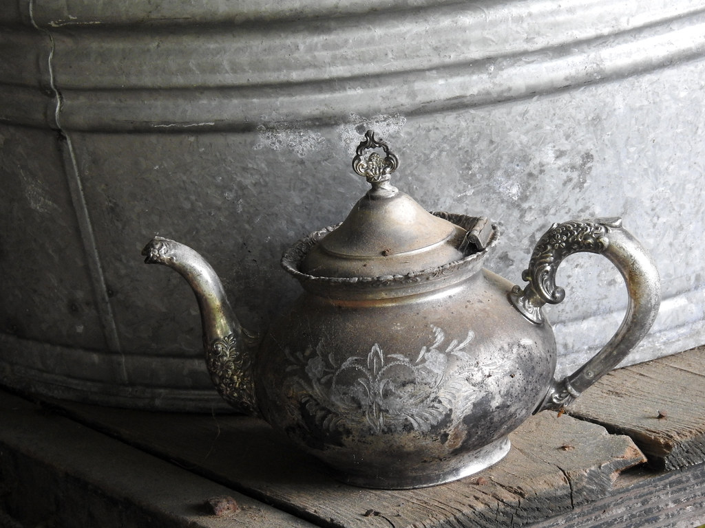 Antique Teapot Seen at the Atwood Farm in Mansfield Center… Flickr