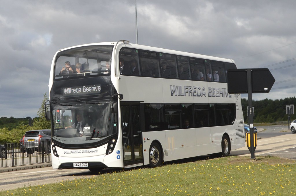 SK23 CUX Wilfreda Beehive, AdwickleStreet Richard Simons Flickr