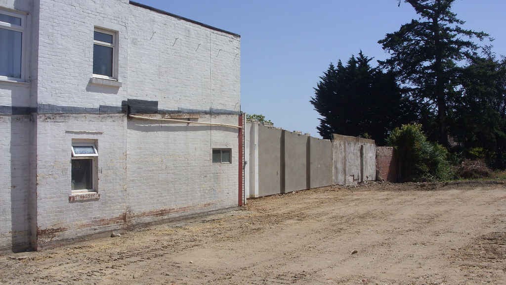 Next to the CoOp, Poole Road, Upton, Poole Bournemouth Andy Flickr