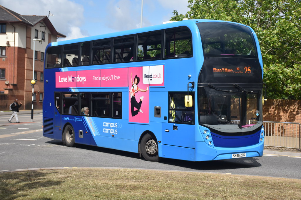 33973 SN65ZDK Seen arriving into Swansea's Quadrant Bus … Flickr