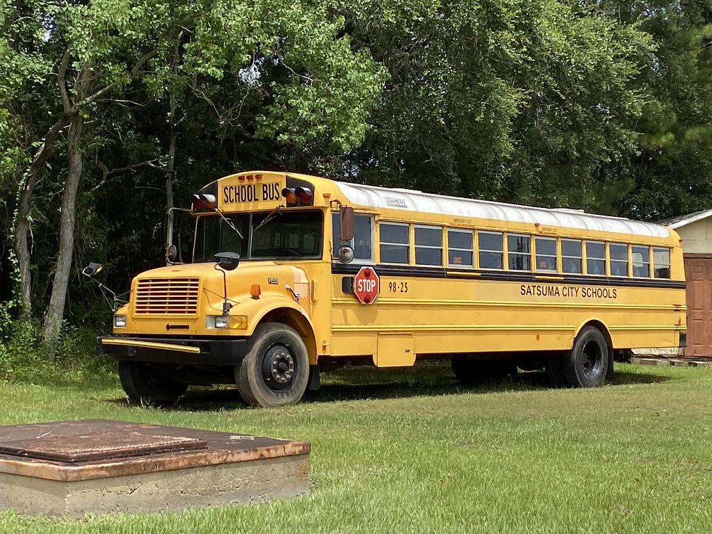 Satsuma City Schools 9825 1998 Thomas 3800 Diesel, Spare… Flickr