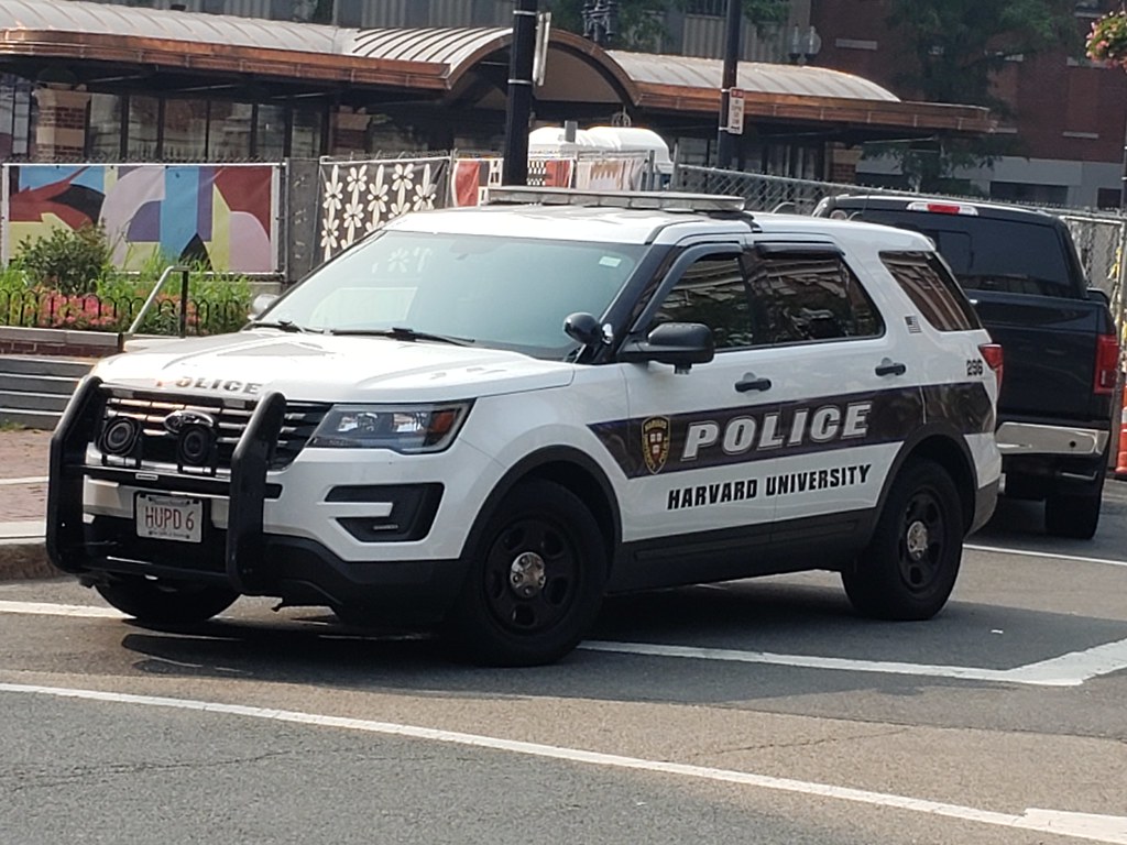 Harvard University Police Department Ford Explorer Police … Flickr