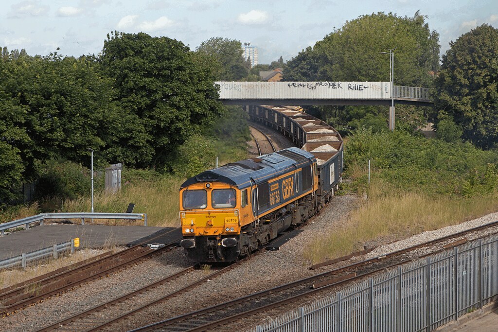 66753 66753 `EMD Roberts Road' leads 6D09 0917 Hull Coal … Flickr