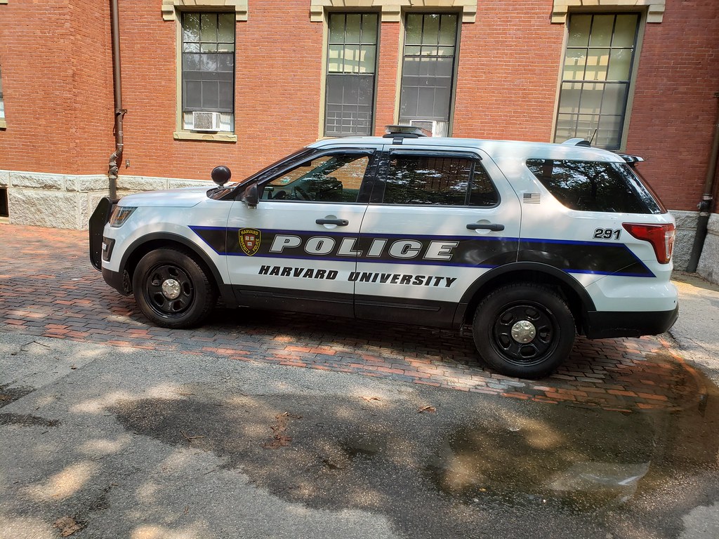 Harvard University Police Department Ford Explorer Police … Flickr