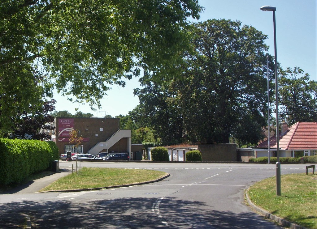 Blandford Road North from Douglas Close, Upton, Poole Flickr