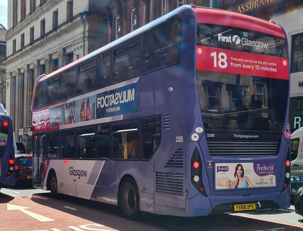33265 YX68 UPS First Greater Glasgow ADL Enviro400 MMC G… Flickr