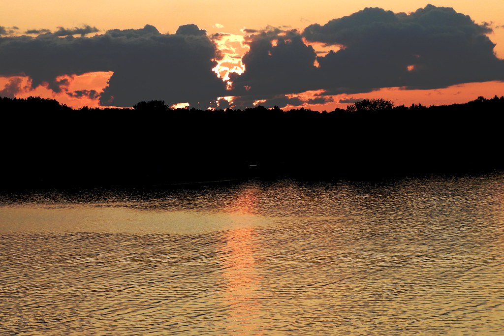 Angry Cloud at Sunset Seen on Wollaston Lake in Coe Hill, … Flickr