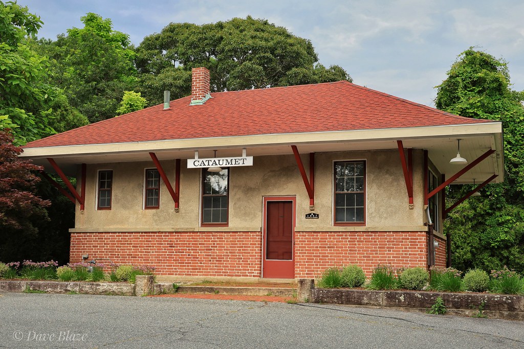 Cataumet For Station Saturday here is a look at a tidy lit… Flickr