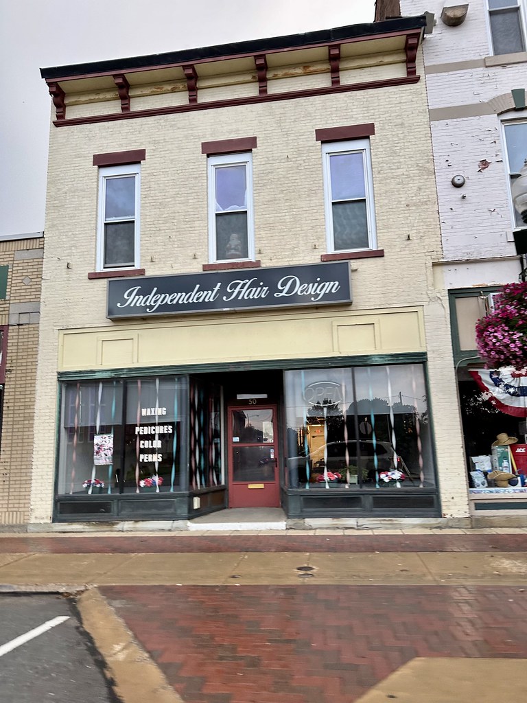 Commercial Block. Geneva, Ohio. devtmefl Flickr
