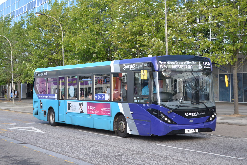 Arriva Beds & Bucks Seen at Milton Keynes Central Station … Flickr