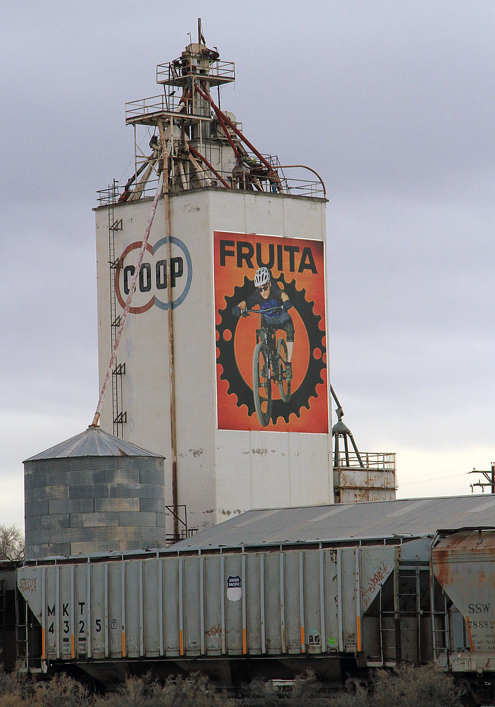 Fruita CoOp Fruita farmers CoOp grain elevator along the U… Flickr