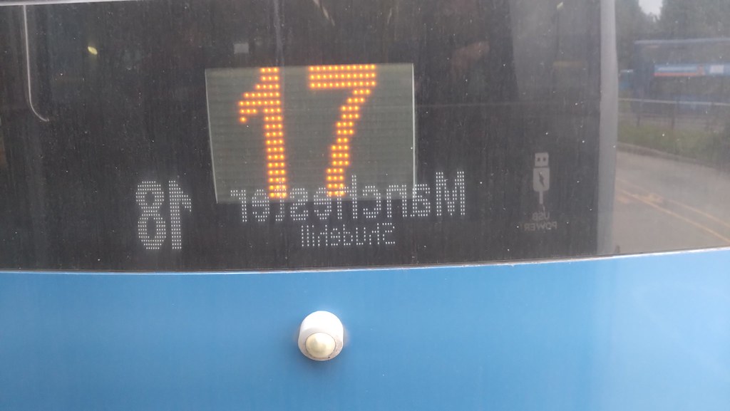 Middleton Bus Station 3221 MX58 DVZ 17 Service Rochd… Flickr