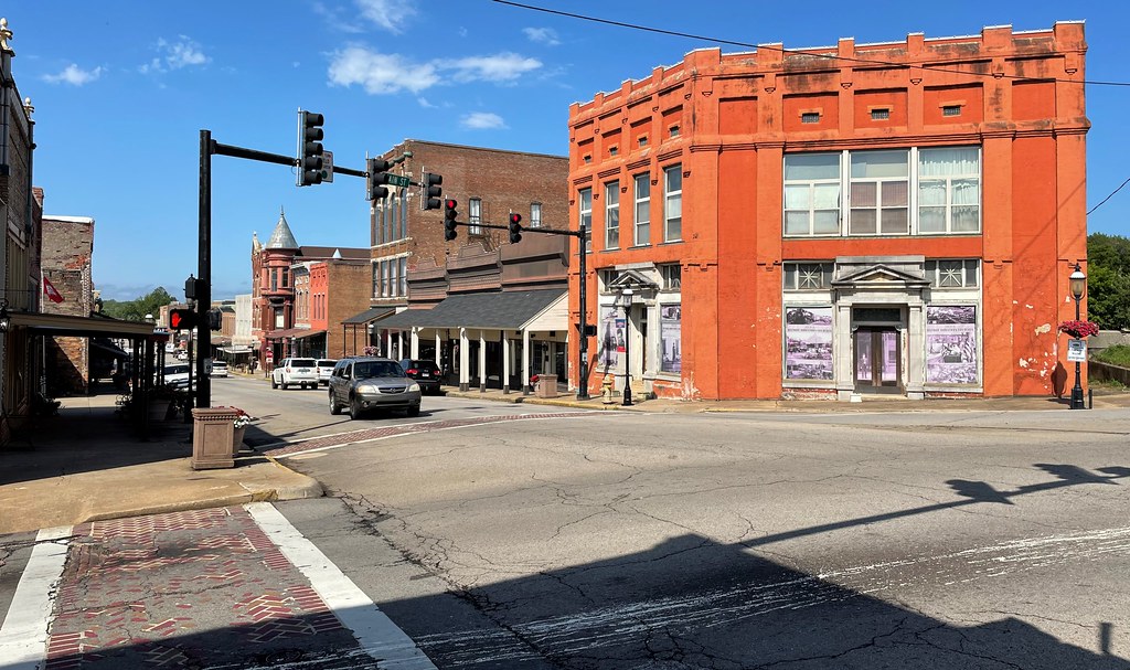 Downtown Van Buren, Arkansas The Van Buren Historic Distri… Flickr