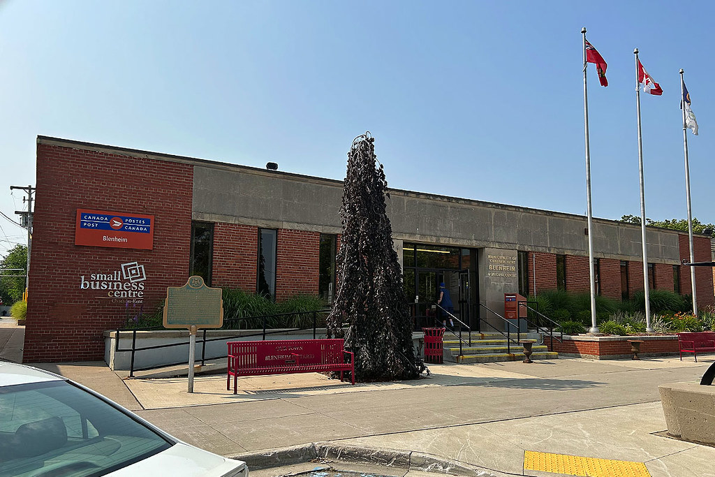 Blenheim, ON post office Municipality of ChathamKent. Pho… Flickr