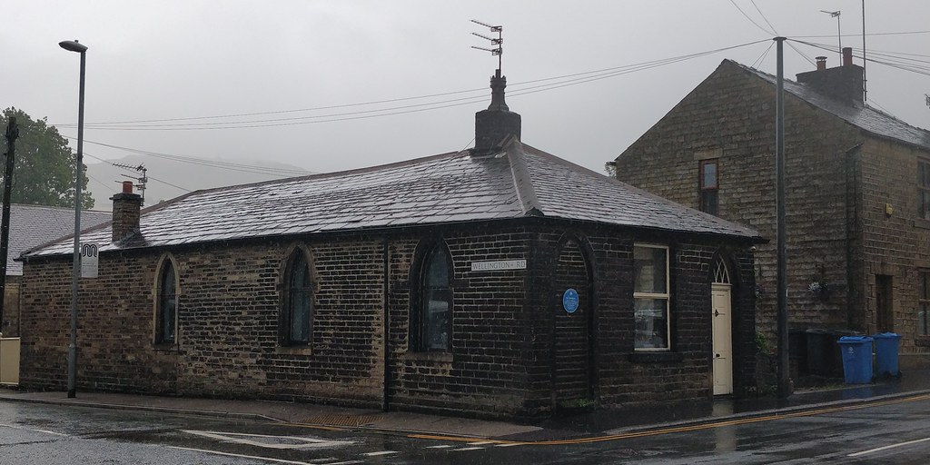 Old toll house, Chew Valley Road, Greenfield Steven Heywood Flickr
