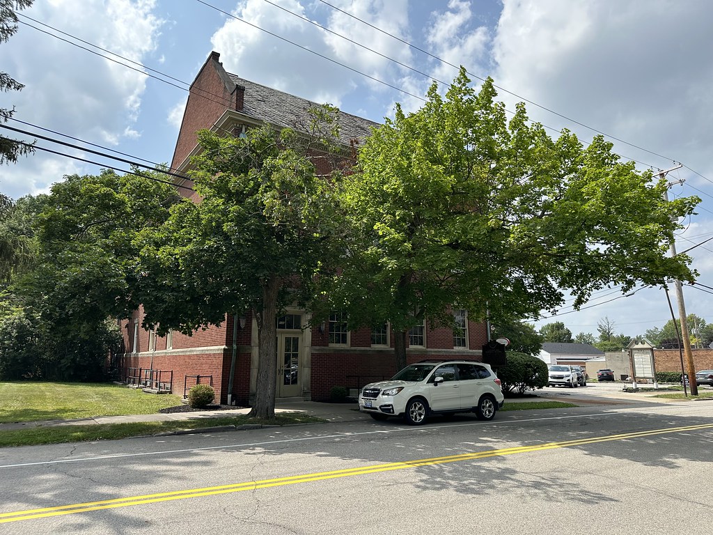Canfield Memorial Building. devtmefl Flickr
