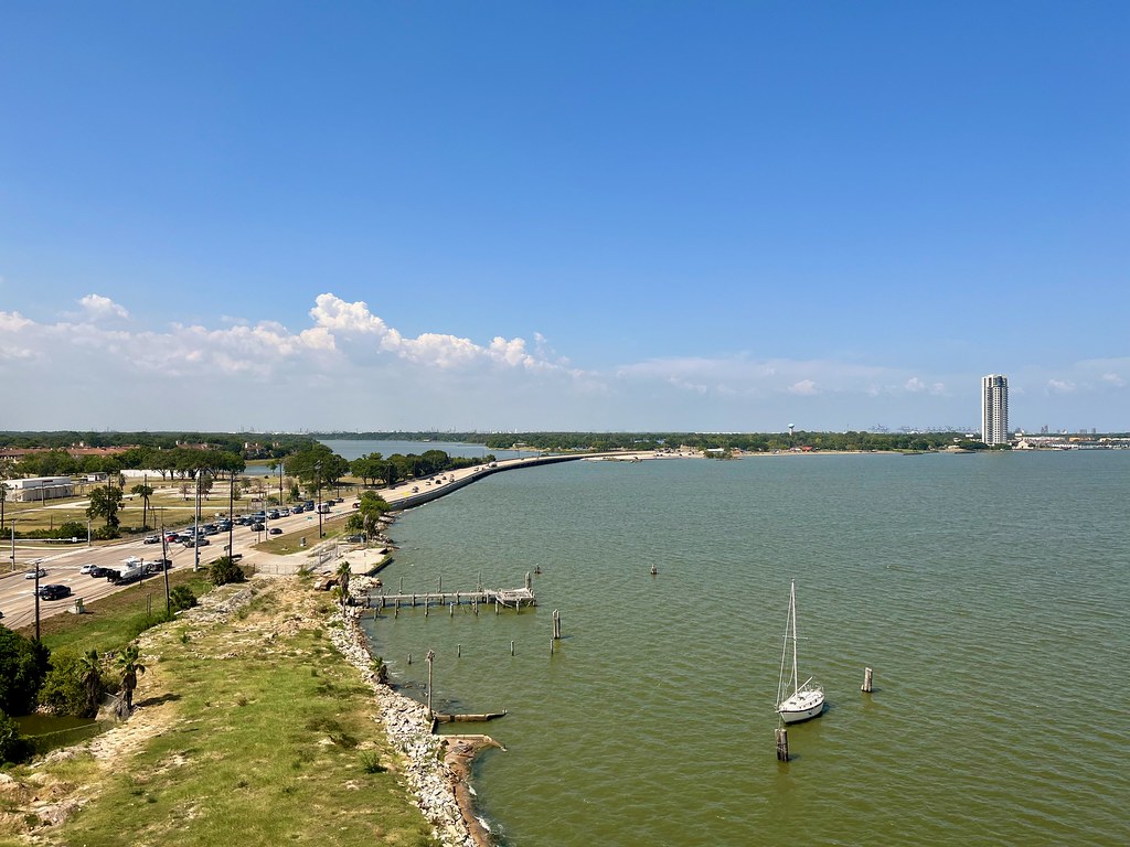 Southern Heat, Part 6 (Houston) Twelve Mile Circle An Appreciation of Unusual Places