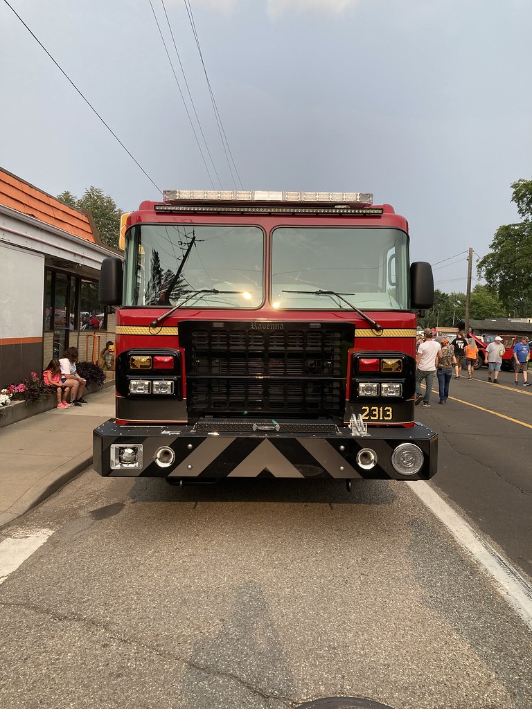 The City Of Ravenna (Ohio) Fire Department Engine 2313 whi… Flickr