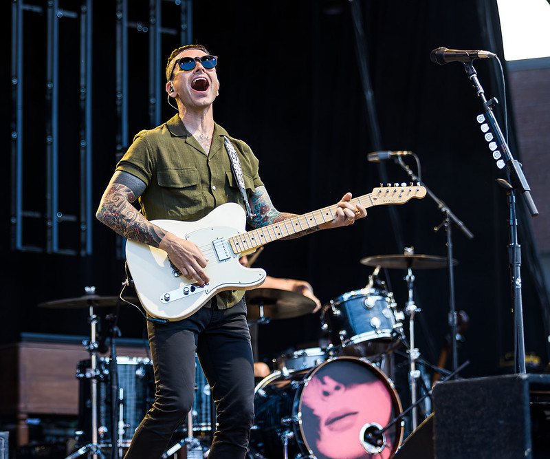 Celebrating Summer With Counting Crows and Dashboard Confessional In