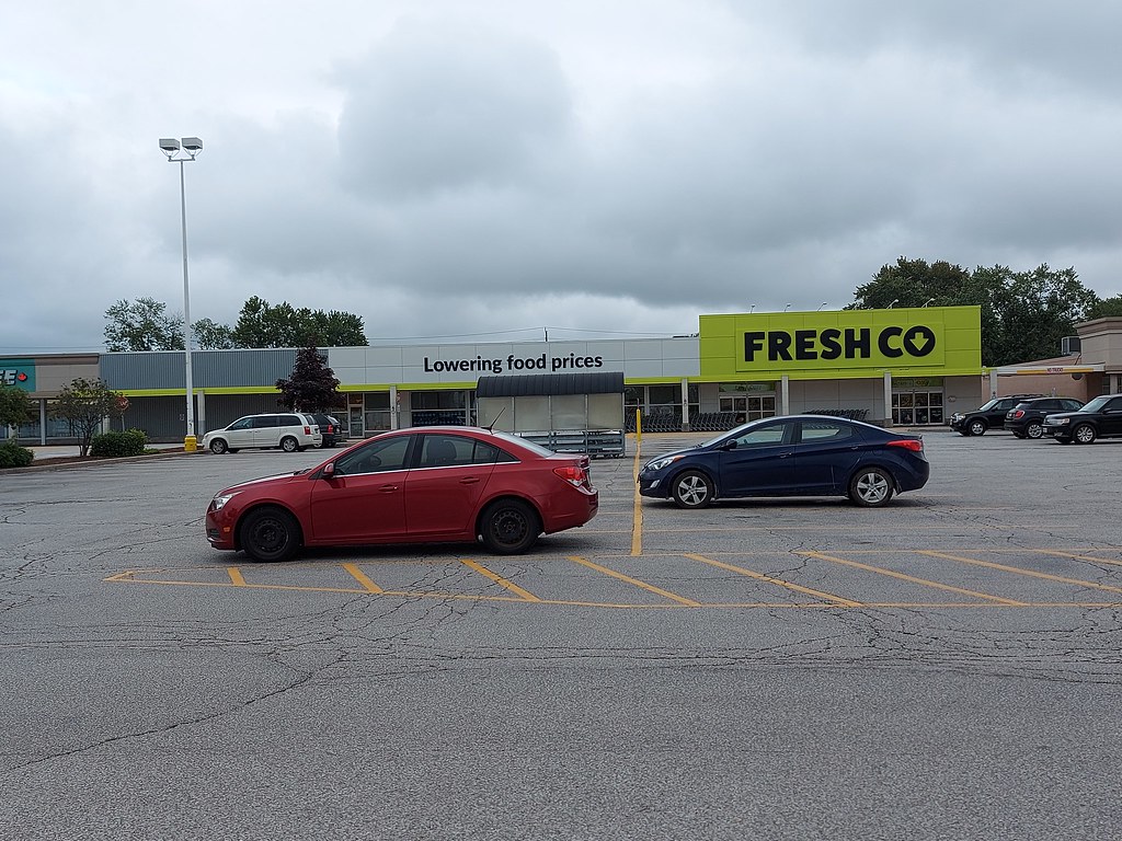 FreshCo Windsor (1550 Huron Church Rd) This location is po… Flickr