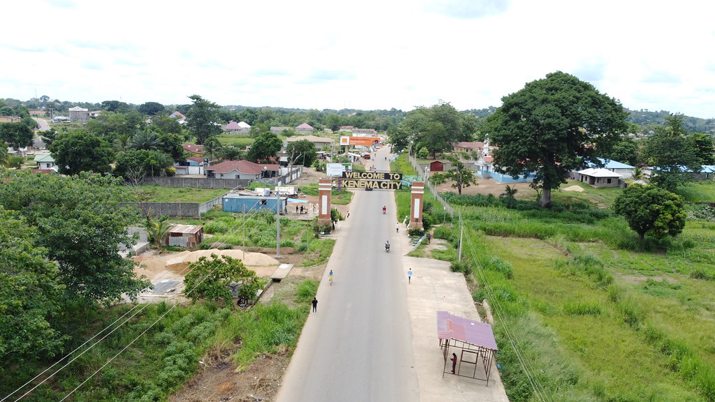 Kenema town, where SCH MDA took place Sierra Leone SCH M… Flickr
