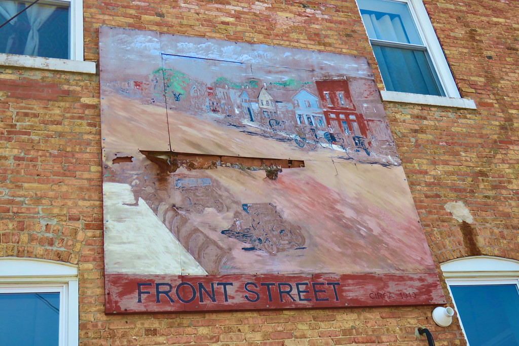 Front Street Mural, Annawan, IL A faded mural depicting Fr… Flickr