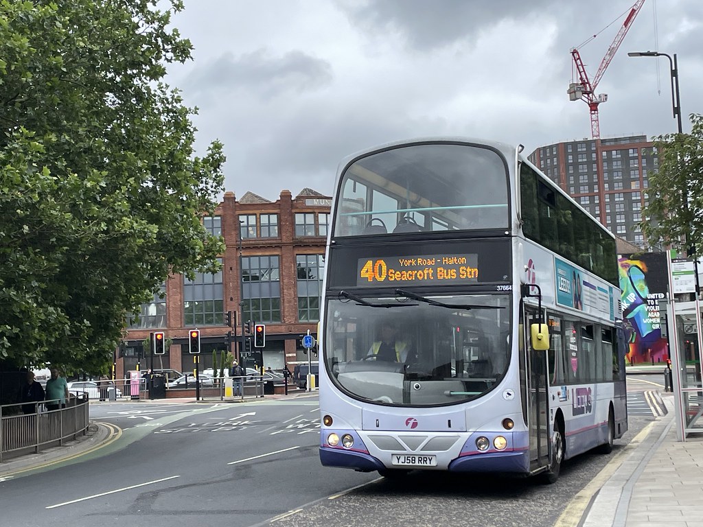 First Leeds 37664 YJ58RRY First Leeds 37664, a 2008 Volvo … Flickr