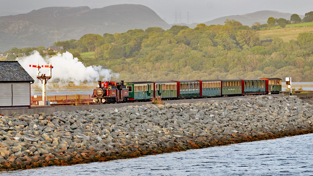 P1067012 Porthmadog, 29th July 2023. Bob J B Flickr