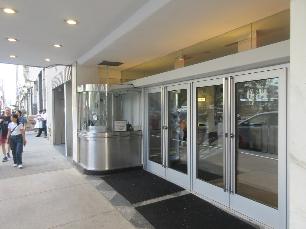 2023 The Paris Theater ReOpened Box Office NYC 2668 Flickr