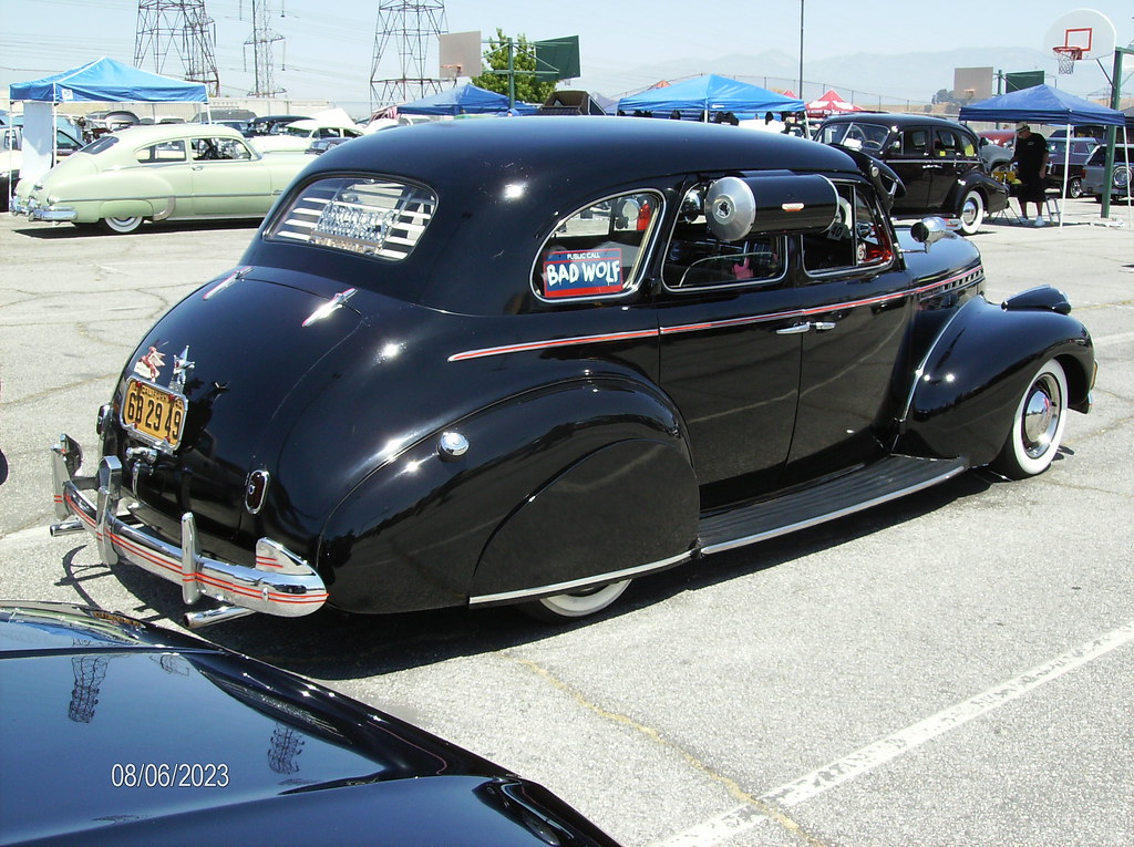 Schurr H.S. car show 1940 Chevy (4dr.) Special Deluxe. 1 Kool Cat