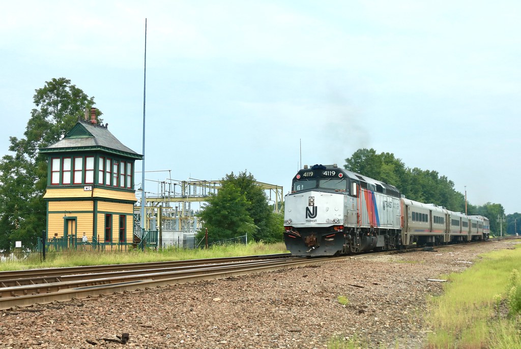 NJT 4119 Waldwick,NJ Ray Monlea Jr Flickr