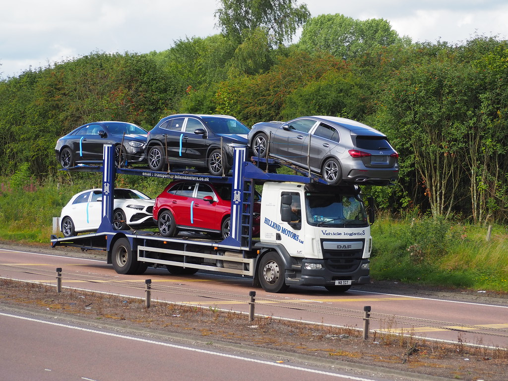 Hillend Motors Uddingston Lorries on the A90 at Invergowri… Flickr