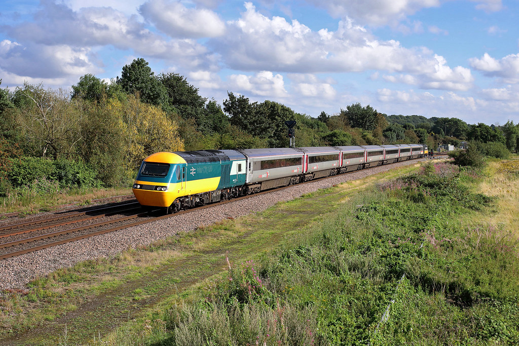 43007+43184 Little Eaton 17th August 2023 43007+43184 pass… Flickr