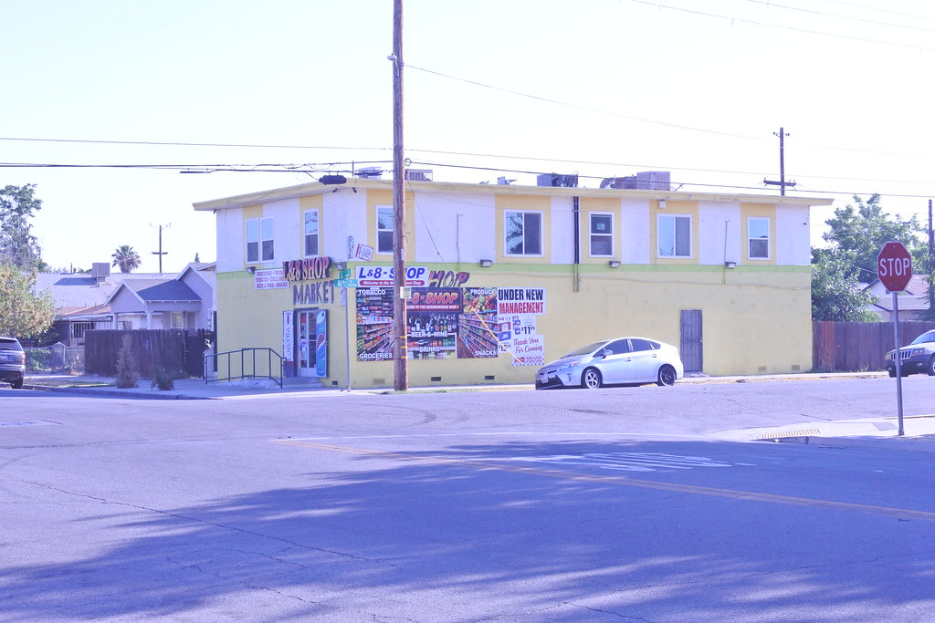 Bakersfield, CA Oleander/Sunset Joseph Wingenfeld Flickr