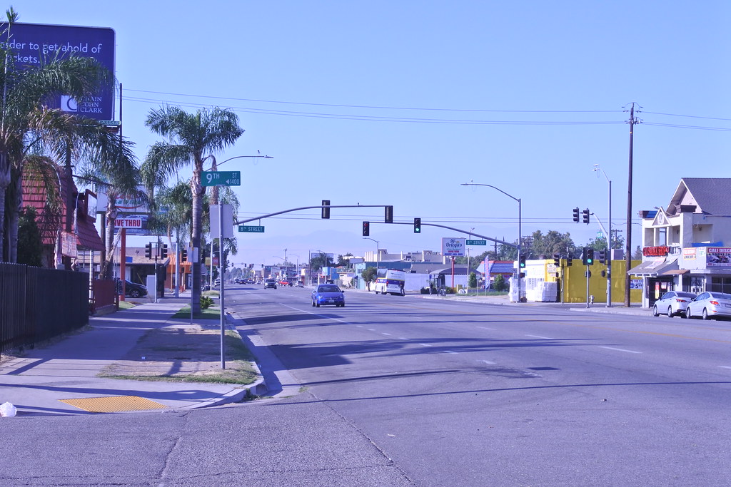 Bakersfield, CA Oleander/Sunset Joseph Wingenfeld Flickr