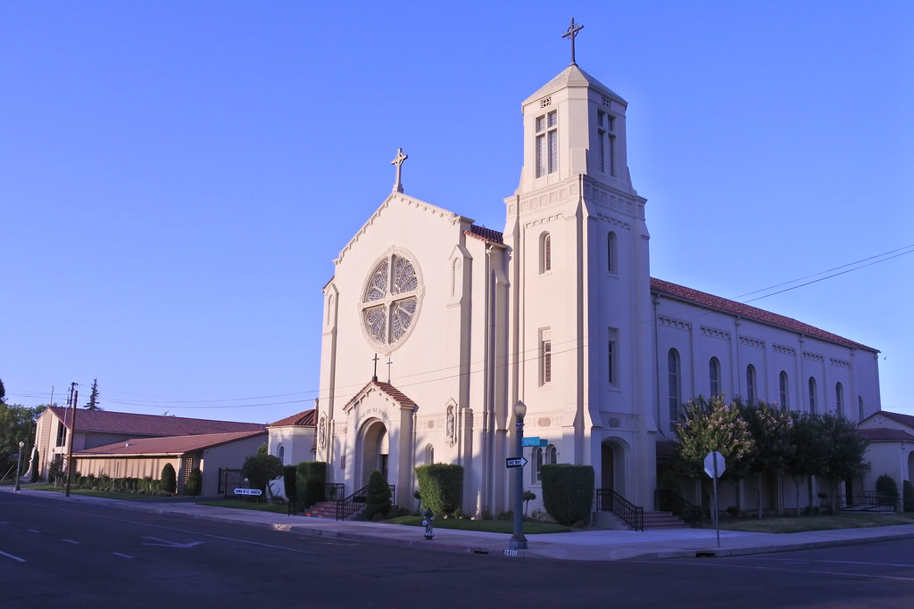 Fresno, CA [Tower District] Joseph Wingenfeld Flickr