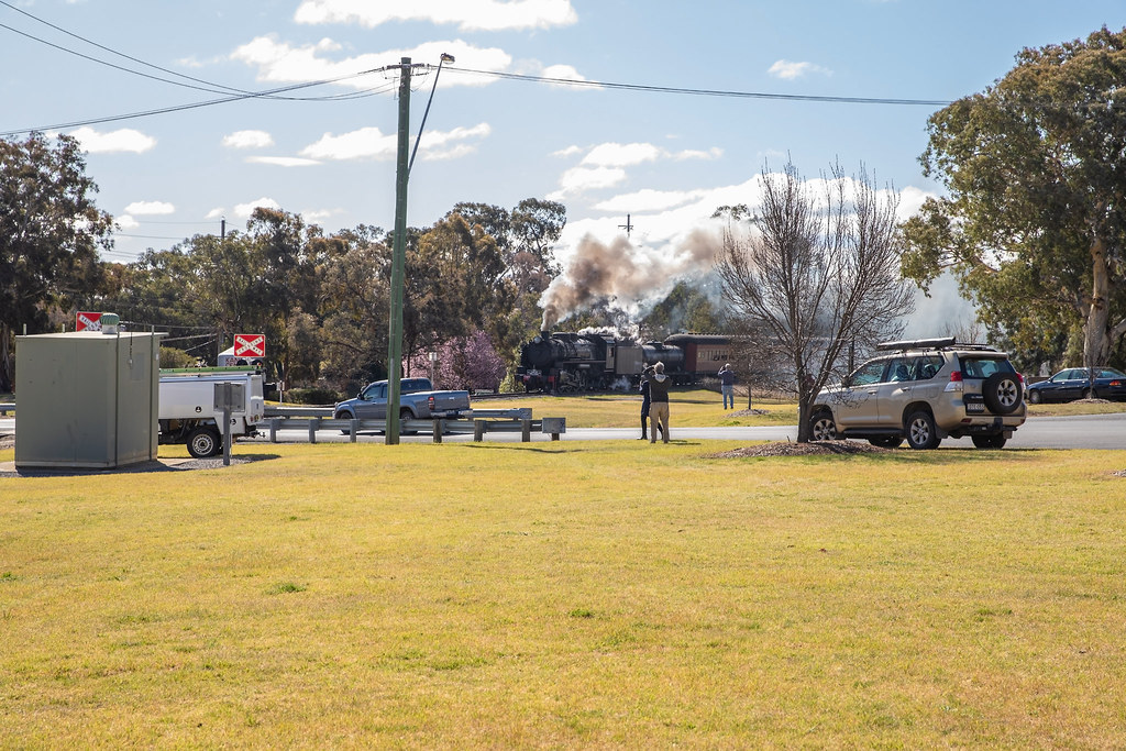 5917 works the first RylstoneKandos shuttle into Kandos S… Flickr