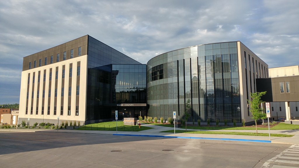 Ward County Office Building, Minot, ND Minot, ND (Ward Cou… Flickr
