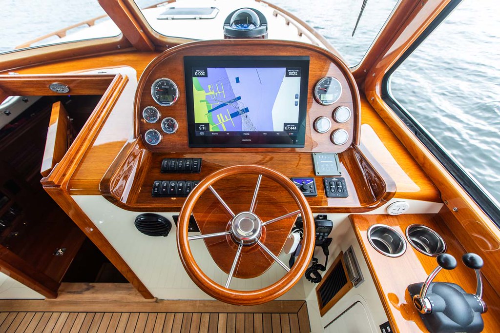 Helm Worth Avenue Yachts Flickr