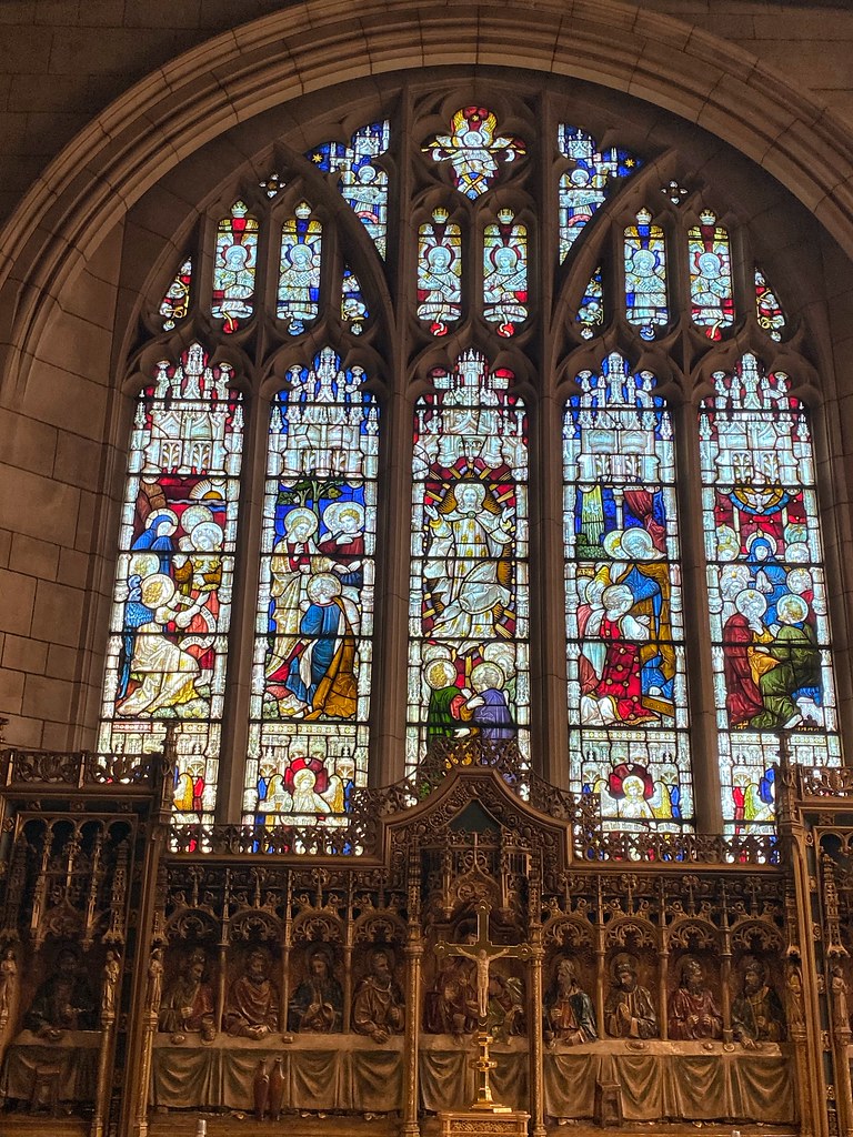 PBWA Chiswick Stained glass East Window in the Church of S… Flickr