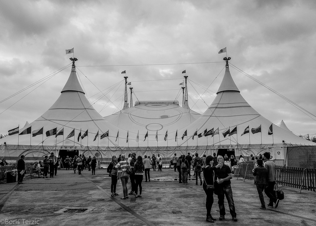 IMG_20161016_1256146 Under the big top Toronto, Ontario Bl… B