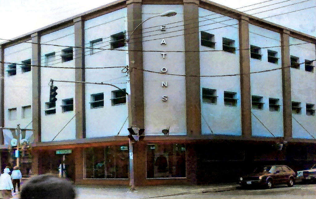 1970 The Eaton's Building, Duncan, B.C. 5700 x 3600 pixel… Flickr