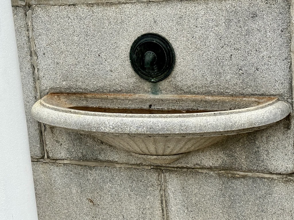 Old Water Trough. Former Post Office. Reading, Massachuset… Flickr